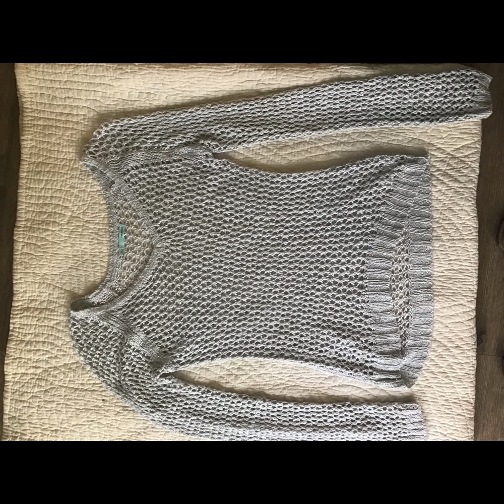 Maurices size large sweater silver